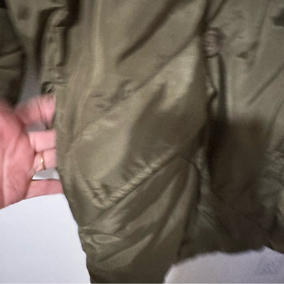 Free People Ella Puffer Puffa Jacket Olive Green Quilted Slouchy Lightweight-M - Picture 8 of 16